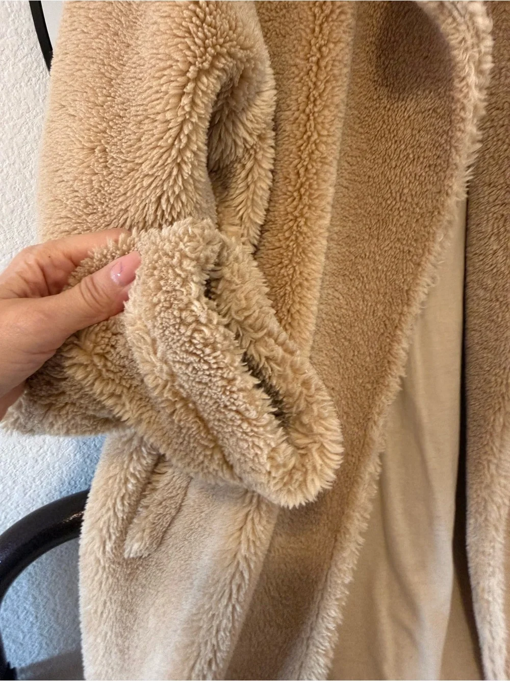 ALO Yoga Foxy Sherpa Long Teddy Coat in Camel